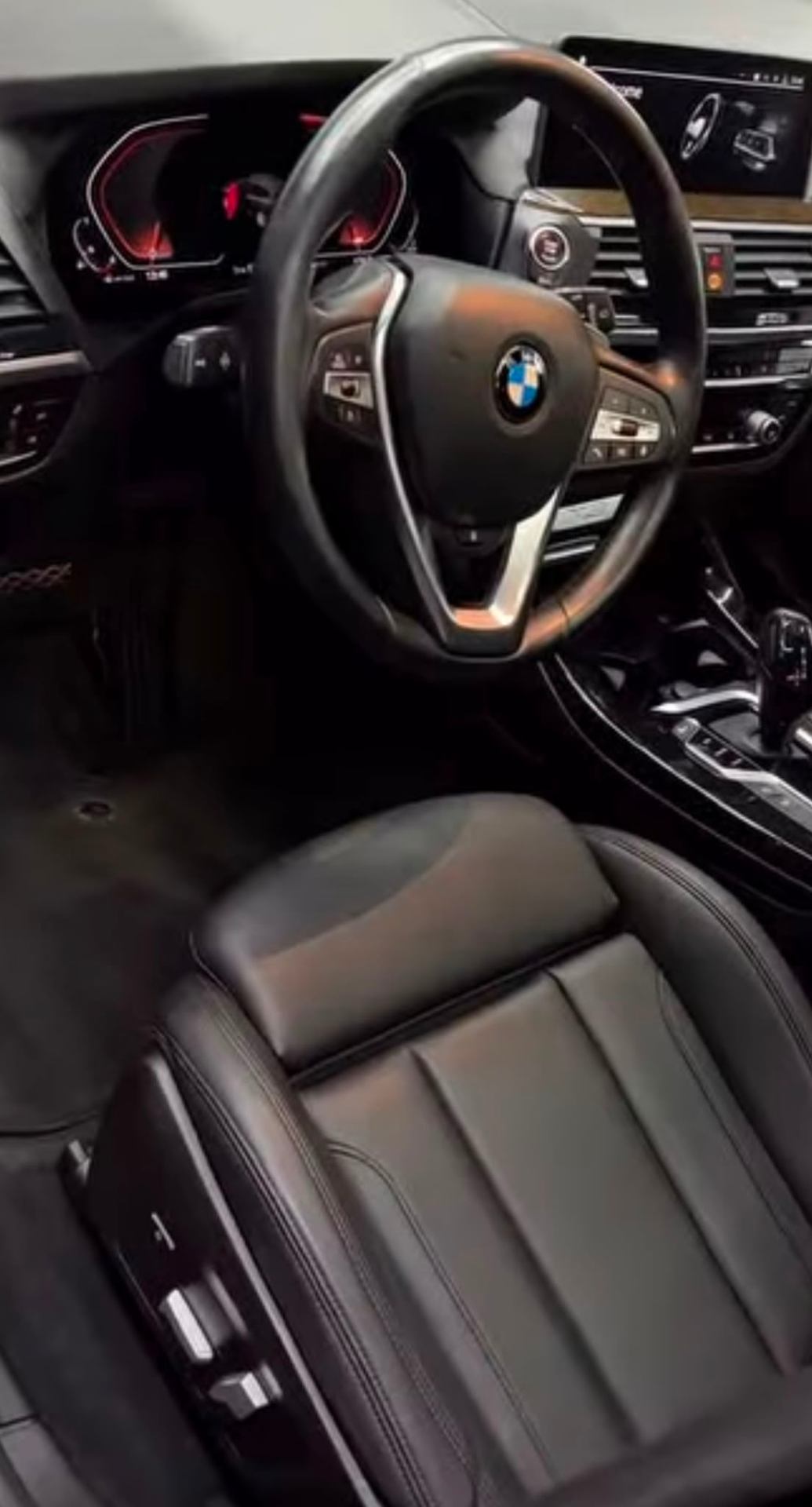 Igienizare interior BMW după